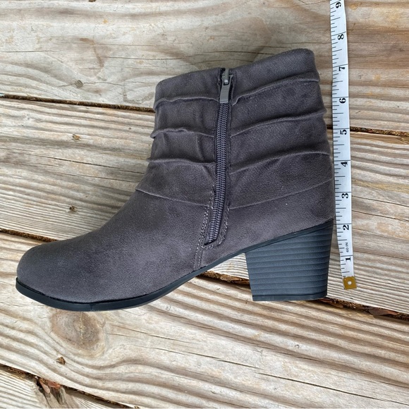 PATRIZIA BY SPRING STEP Fur Lined Faux Suede Grey Zip Up Aloly Bootie - Picture 9 of 9